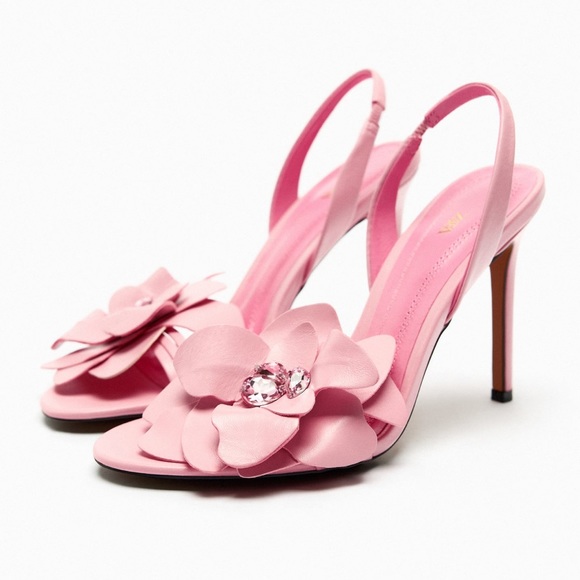 RARE ZARA GOAT LEATHER FLOWER PINK SANDALS PINK